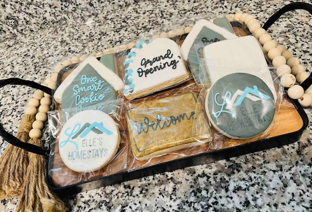 One-Of-A-Kind Smart, Cookie Themed Home For Up To 6 Кларксвил Екстериор снимка